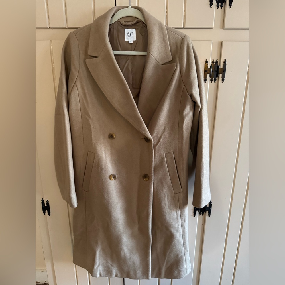 Women’s gap jacket